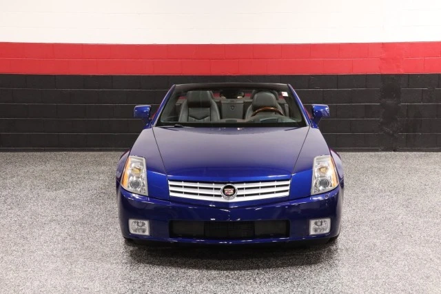 2006 Cadillac XLR - Image 12 of 24