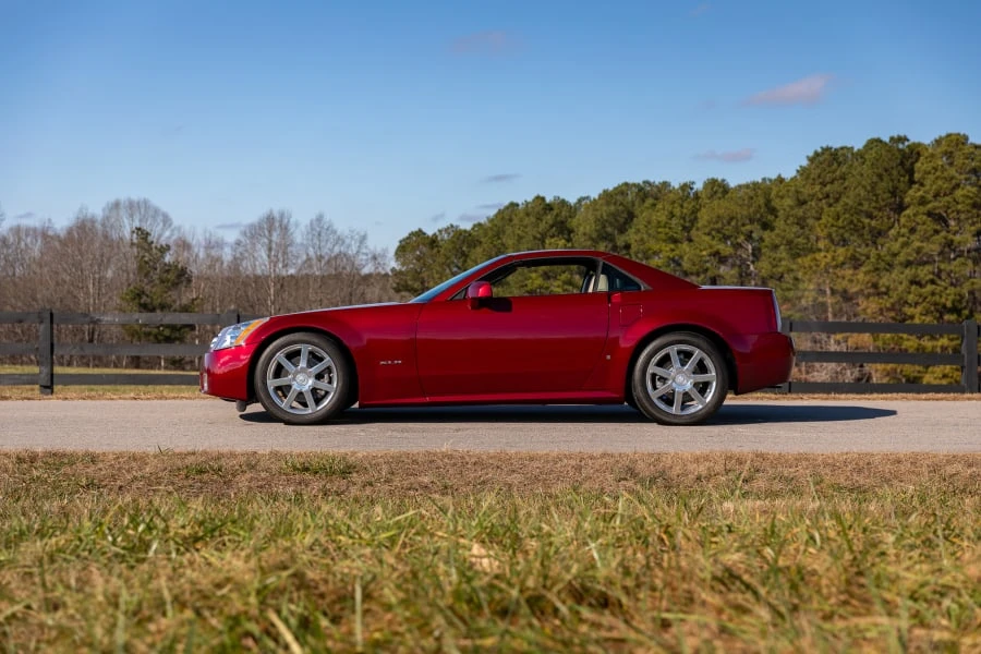2006 Cadillac XLR - Image 7 of 28