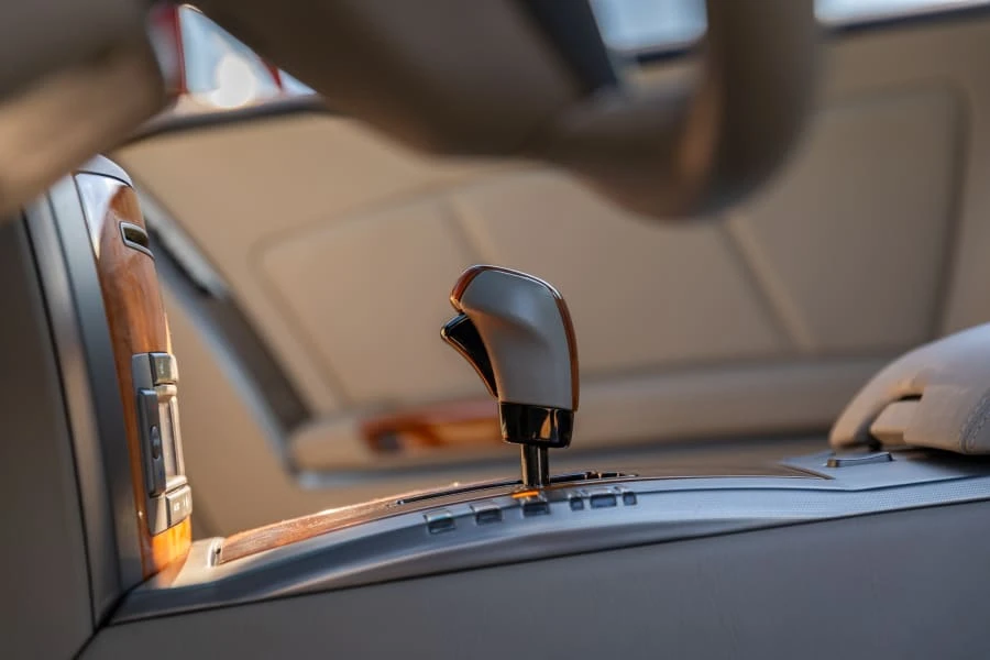 2006 Cadillac XLR - Image 26 of 28