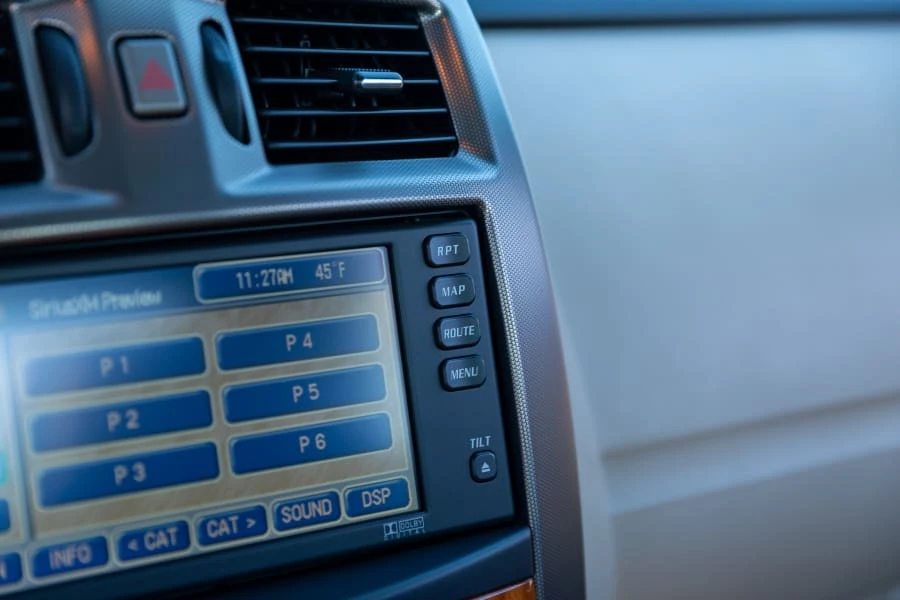 2006 Cadillac XLR - Image 25 of 28