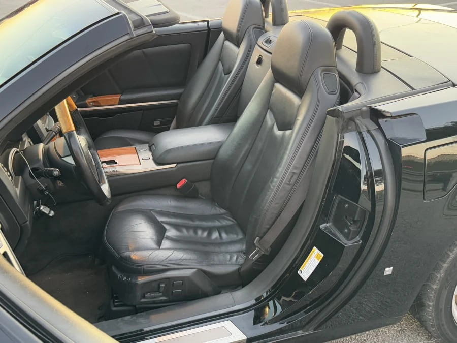 2006 Cadillac XLR - Image 23 of 31