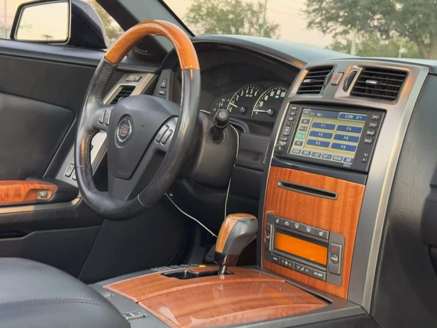 2006 Cadillac XLR - Image 21 of 31
