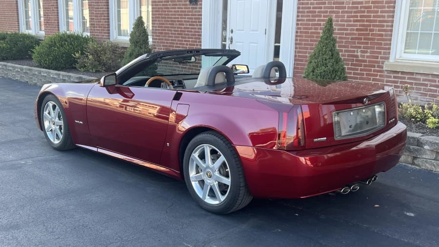 2006 Cadillac XLR - Image 3 of 11
