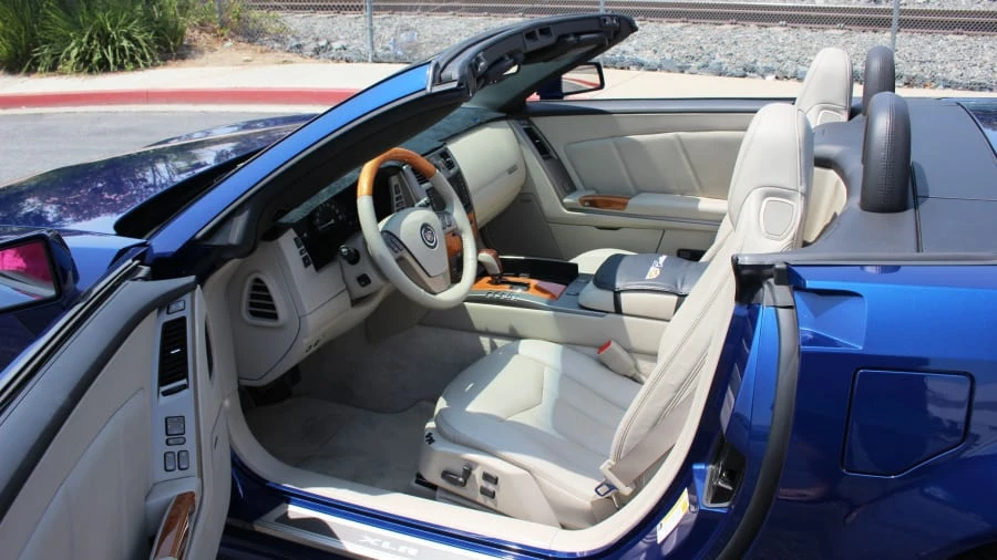 2006 Cadillac XLR - Image 3 of 5