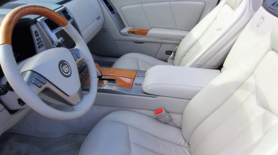 2006 Cadillac XLR - Image 2 of 4