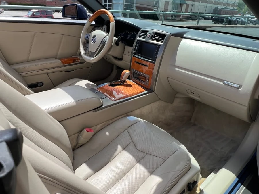 2006 Cadillac XLR - Image 11 of 14