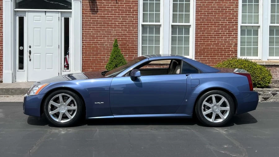 2006 Cadillac XLR - Image 5 of 14
