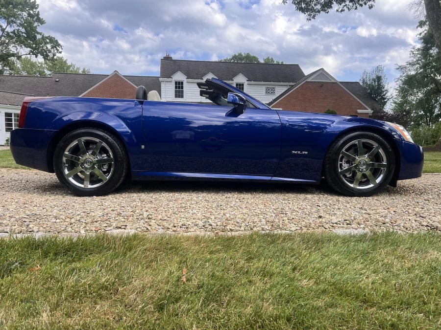 2006 Cadillac XLR - Image 9 of 31