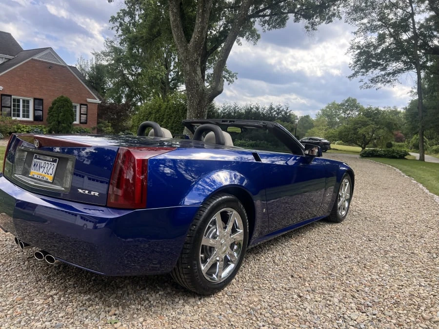2006 Cadillac XLR - Image 11 of 31