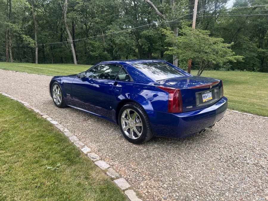 2006 Cadillac XLR - Image 23 of 31