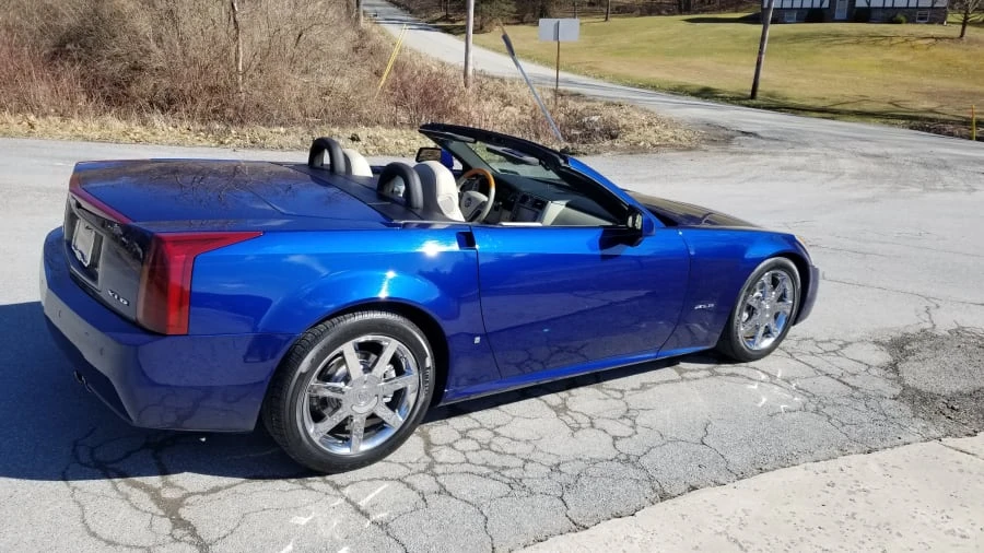 2006 Cadillac XLR - Image 3 of 31