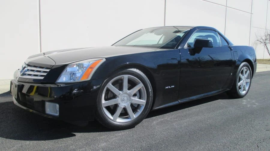 2006 Cadillac XLR - Image 10 of 15