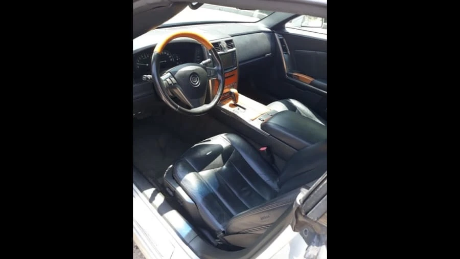2006 Cadillac XLR - Image 2 of 6