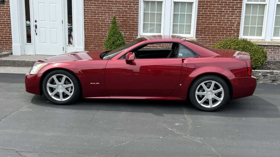 2006 Cadillac XLR - Image 5 of 12