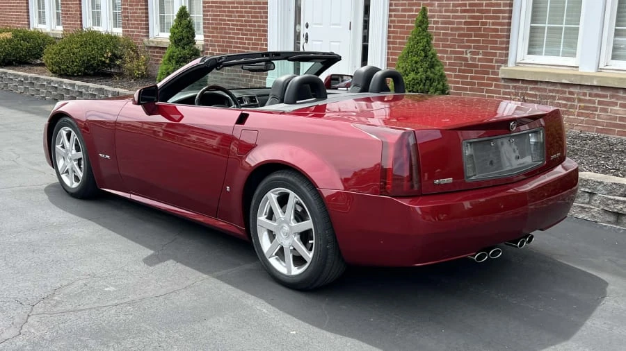 2006 Cadillac XLR - Image 3 of 12
