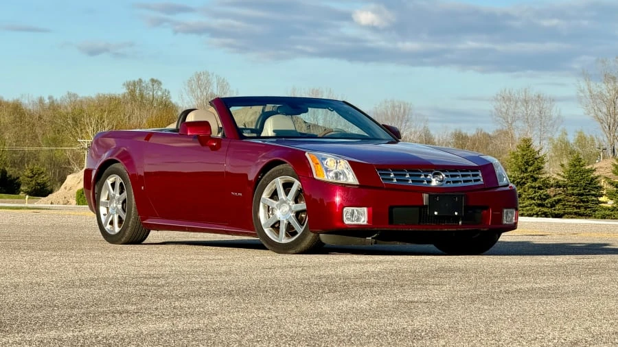 2006 Cadillac XLR - Image 13 of 28