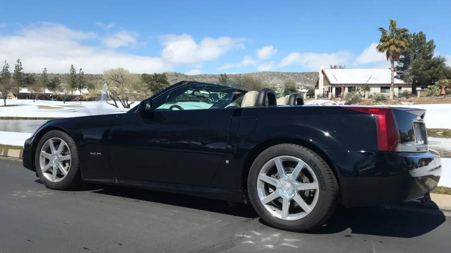 2006 Cadillac XLR - Image 2 of 11