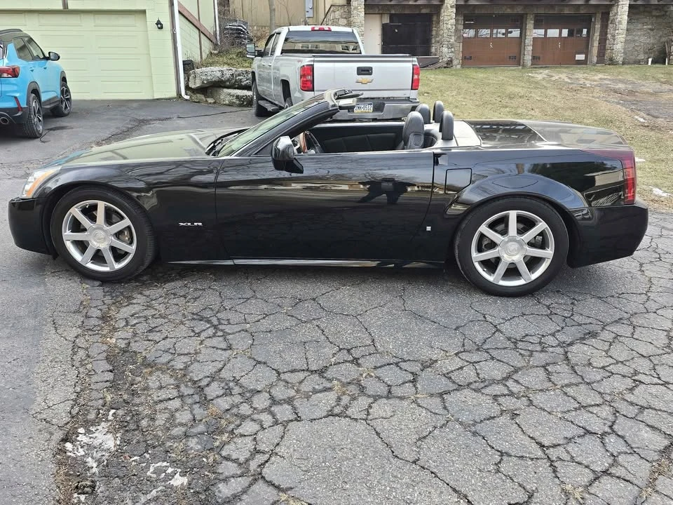 2006 Cadillac XLR - Image 4 of 12