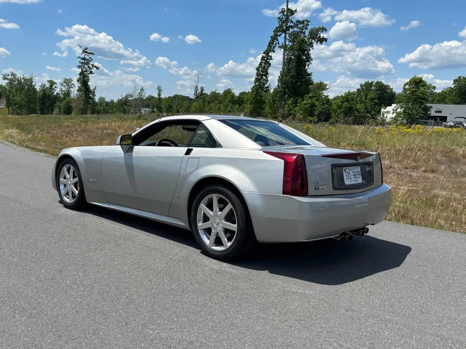 2006 Cadillac XLR - Image 10 of 16