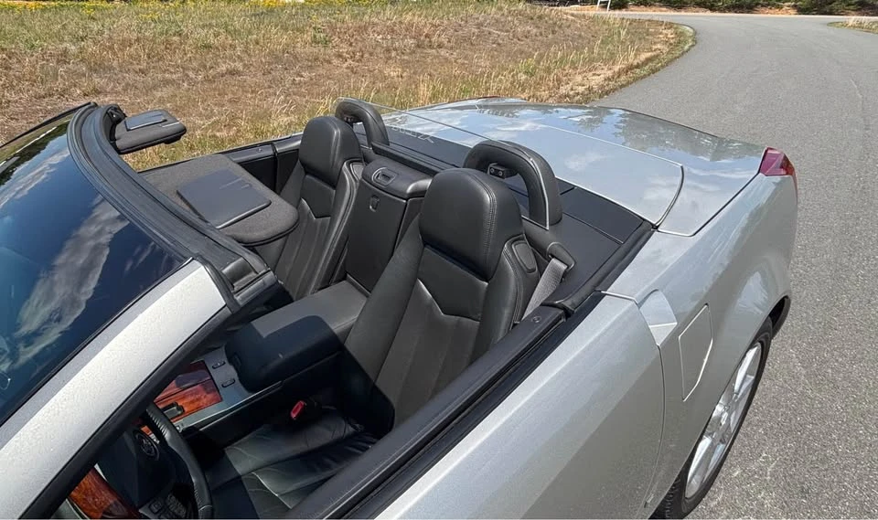2006 Cadillac XLR - Image 9 of 16