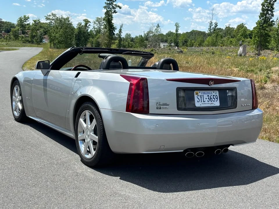2006 Cadillac XLR - Image 13 of 16