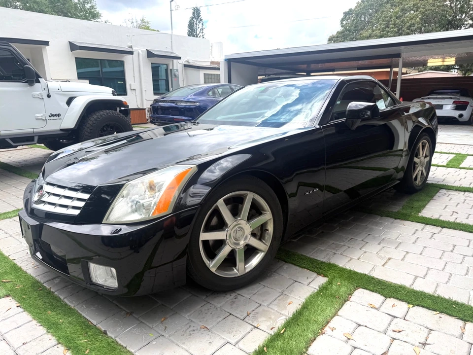 2006 Cadillac XLR - Image 7 of 21