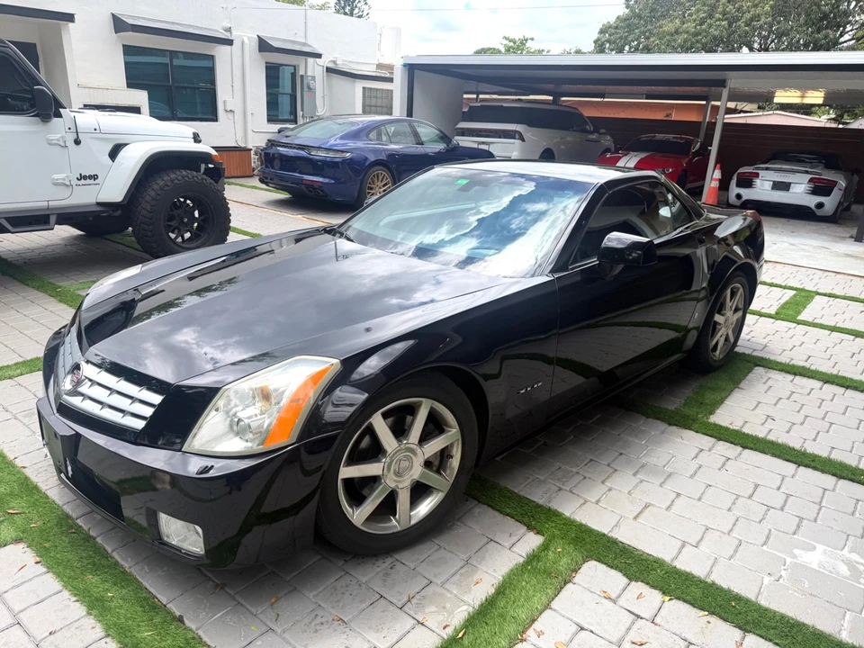 2006 Cadillac XLR - Image 6 of 21