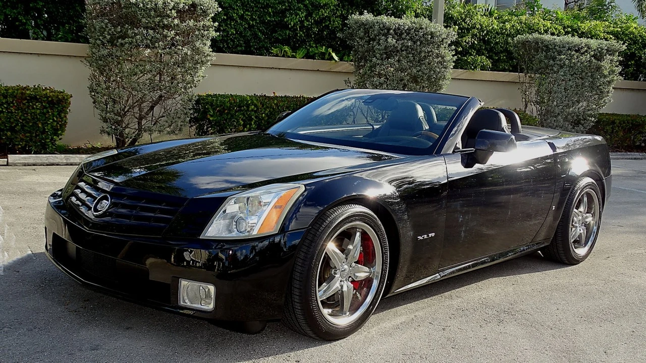 2006 Cadillac XLR - Image 7 of 20