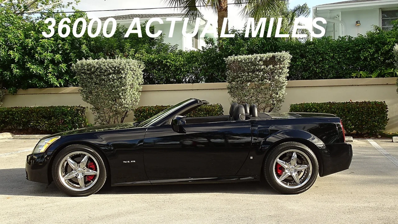 2006 Cadillac XLR - Image 2 of 20