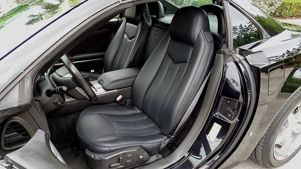 2006 Cadillac XLR - Image 14 of 20