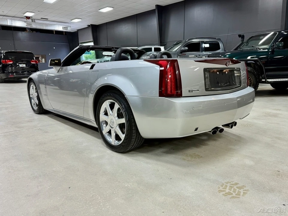 2006 Cadillac XLR - Image 4 of 12