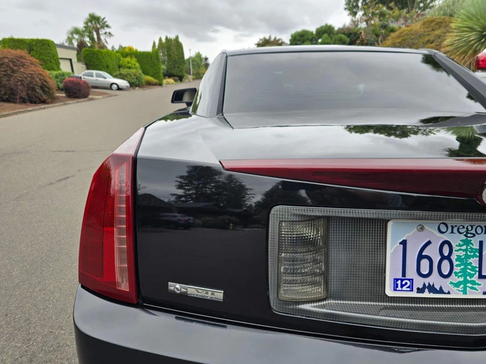 2006 Cadillac XLR - Image 23 of 31