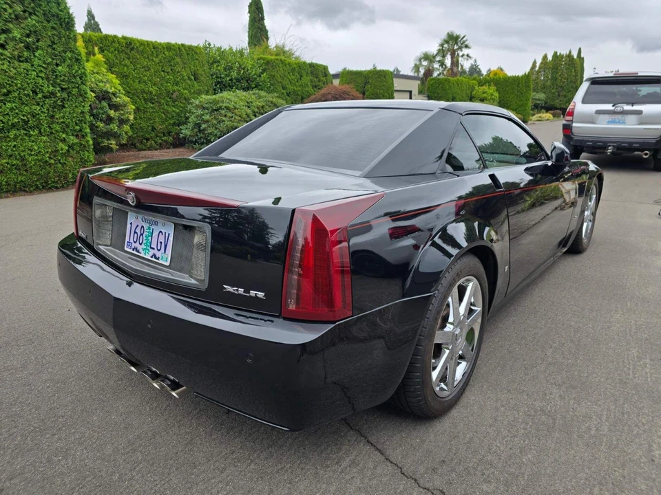 2006 Cadillac XLR - Image 12 of 31