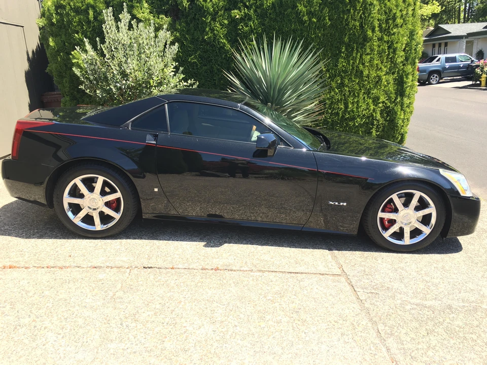 2006 Cadillac XLR - Image 14 of 31