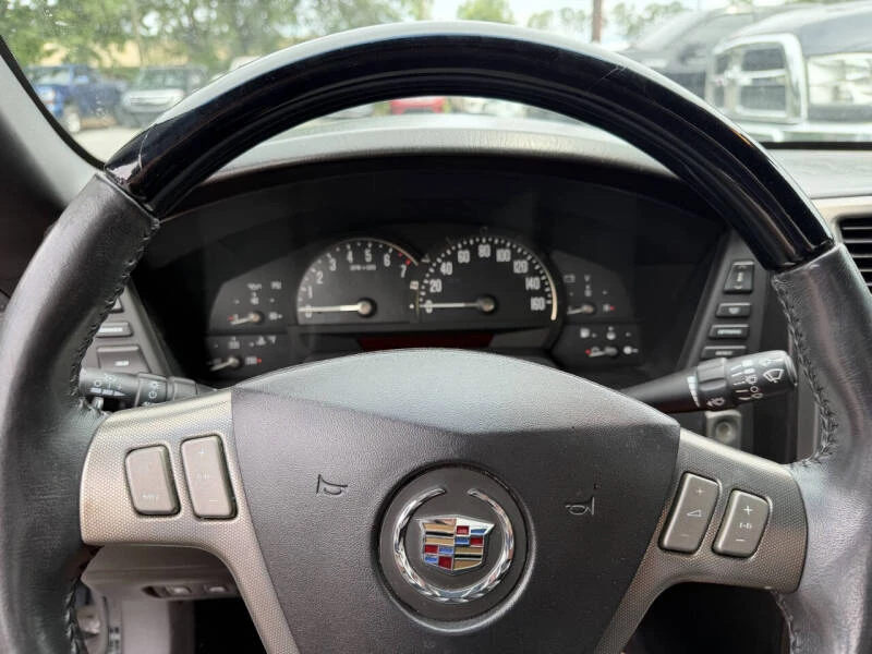 2006 Cadillac XLR - Image 6 of 12