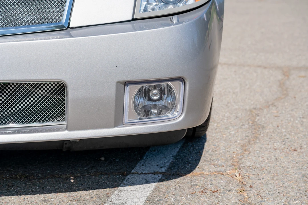 2006 Cadillac XLR-V - Image 21 of 31