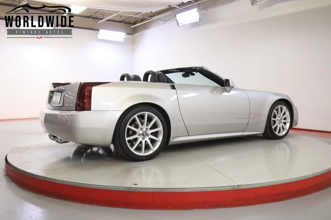 2006 Cadillac XLR-V - Image 6 of 12