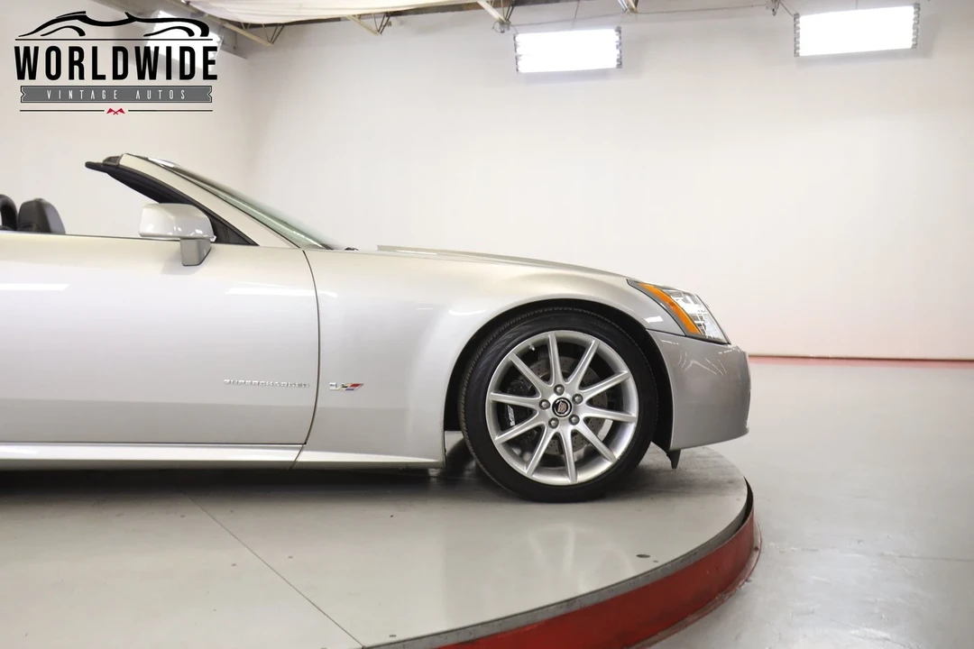 2006 Cadillac XLR-V - Image 12 of 12
