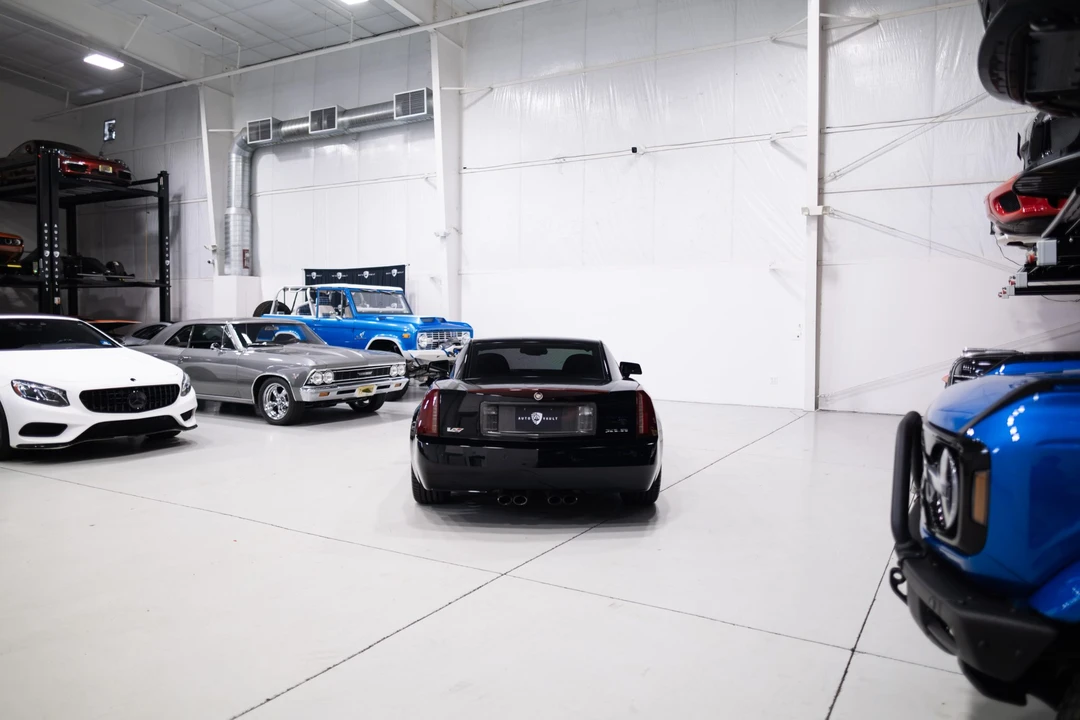 2006 Cadillac XLR-V - Image 30 of 31
