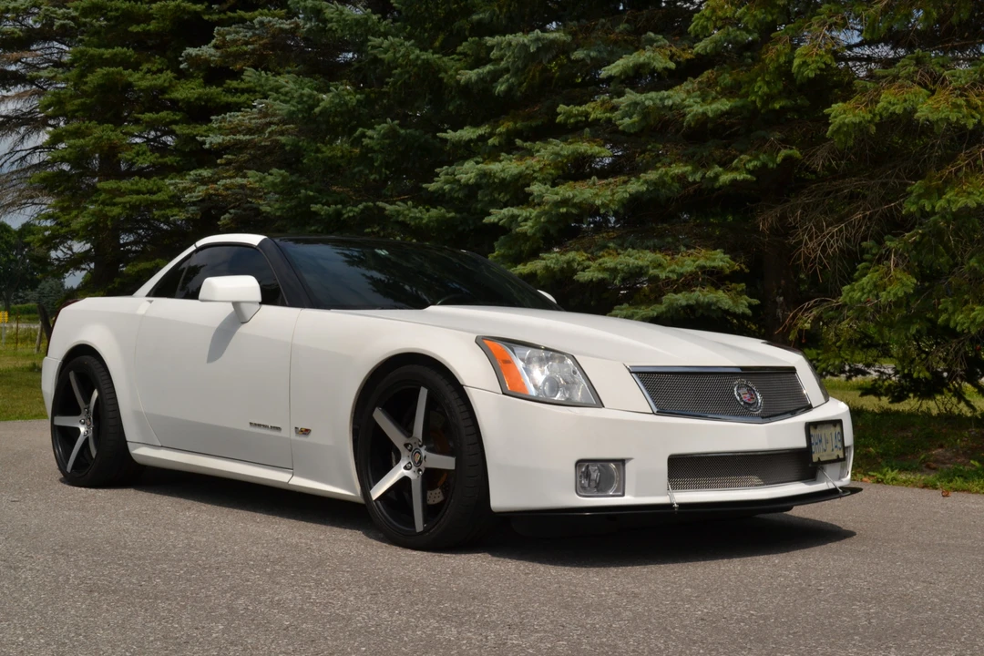 2006 Cadillac XLR-V - Image 10 of 31