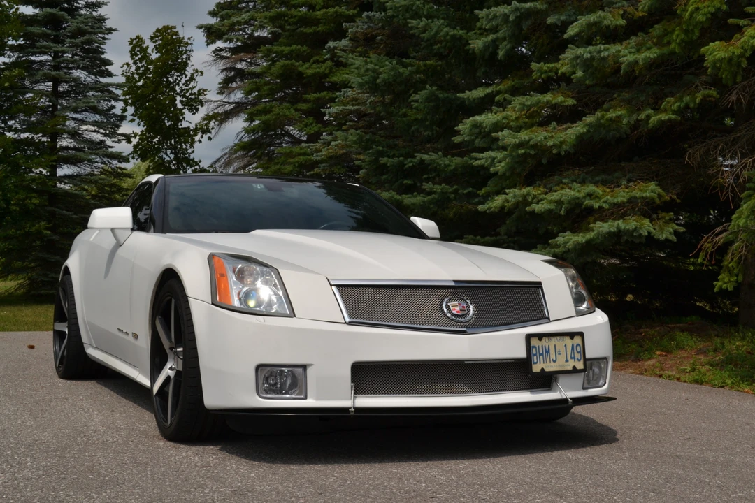 2006 Cadillac XLR-V - Image 11 of 31