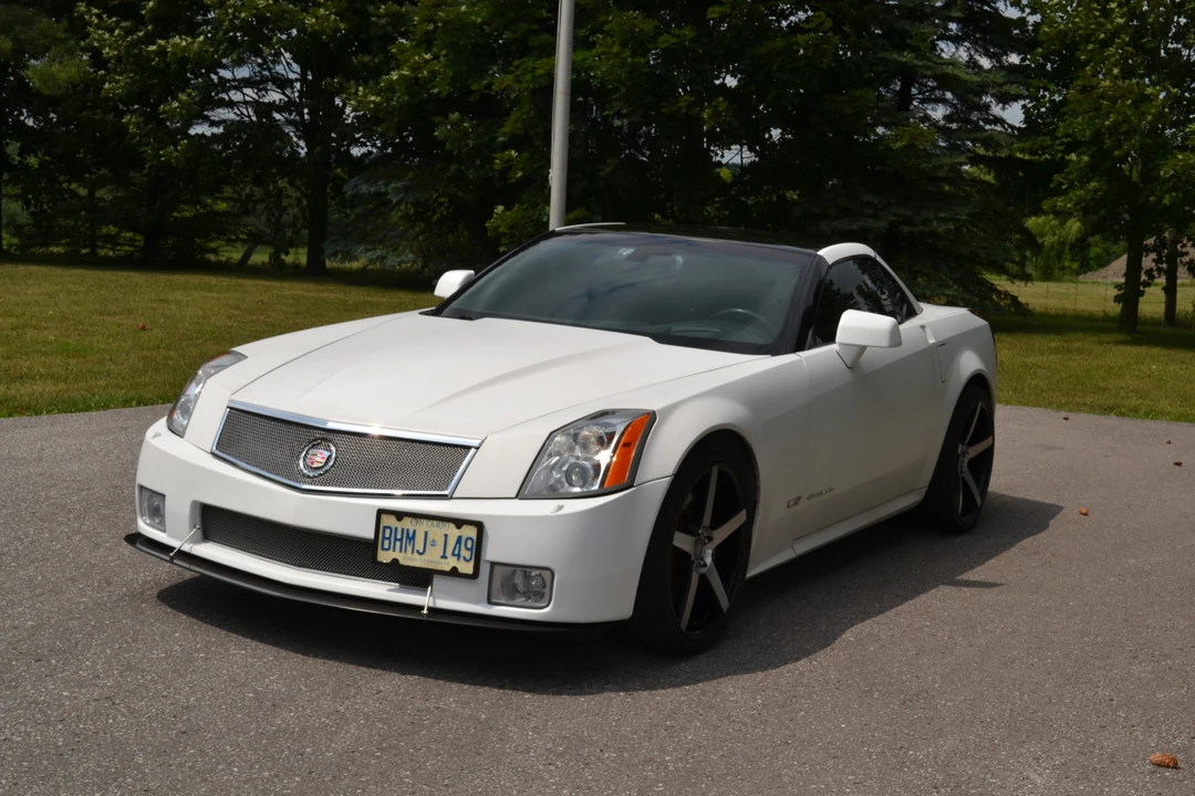 2006 Cadillac XLR-V - Image 16 of 31
