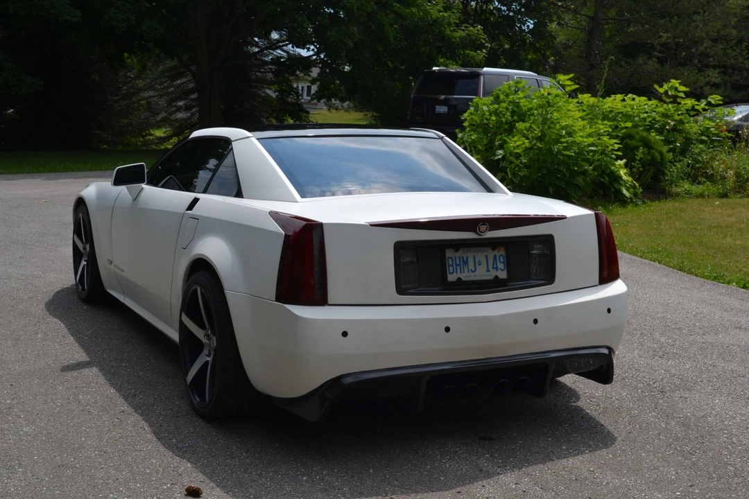 2006 Cadillac XLR-V - Image 21 of 31