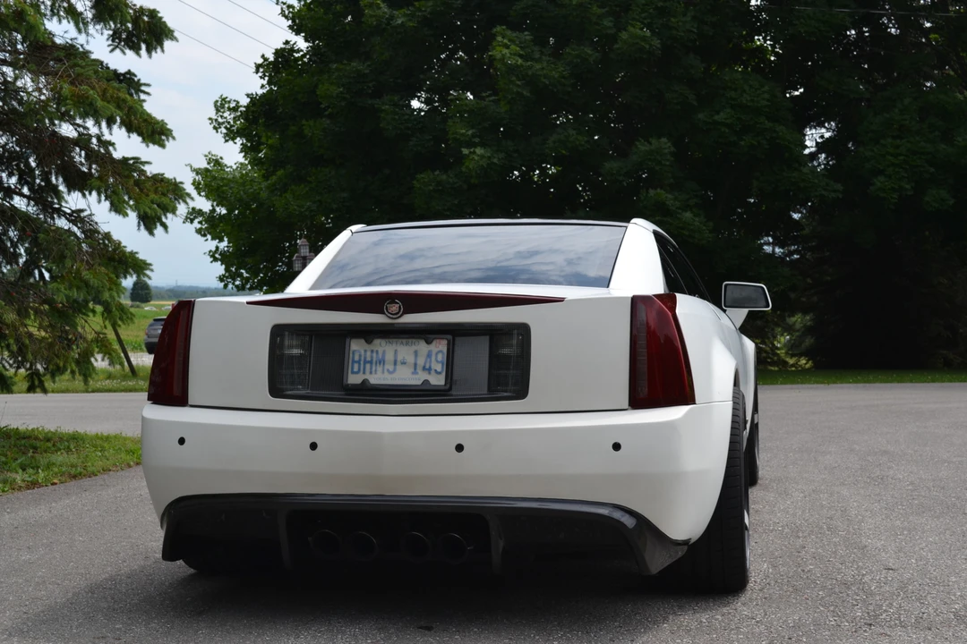 2006 Cadillac XLR-V - Image 24 of 31