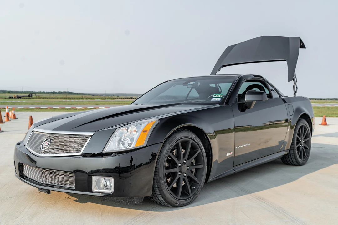 2006 Cadillac XLR-V - Image 6 of 31