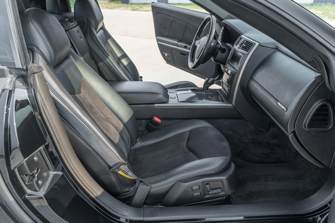 2006 Cadillac XLR-V - Image 29 of 31