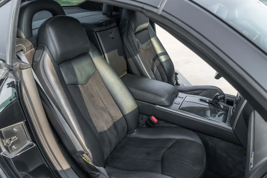 2006 Cadillac XLR-V - Image 23 of 31