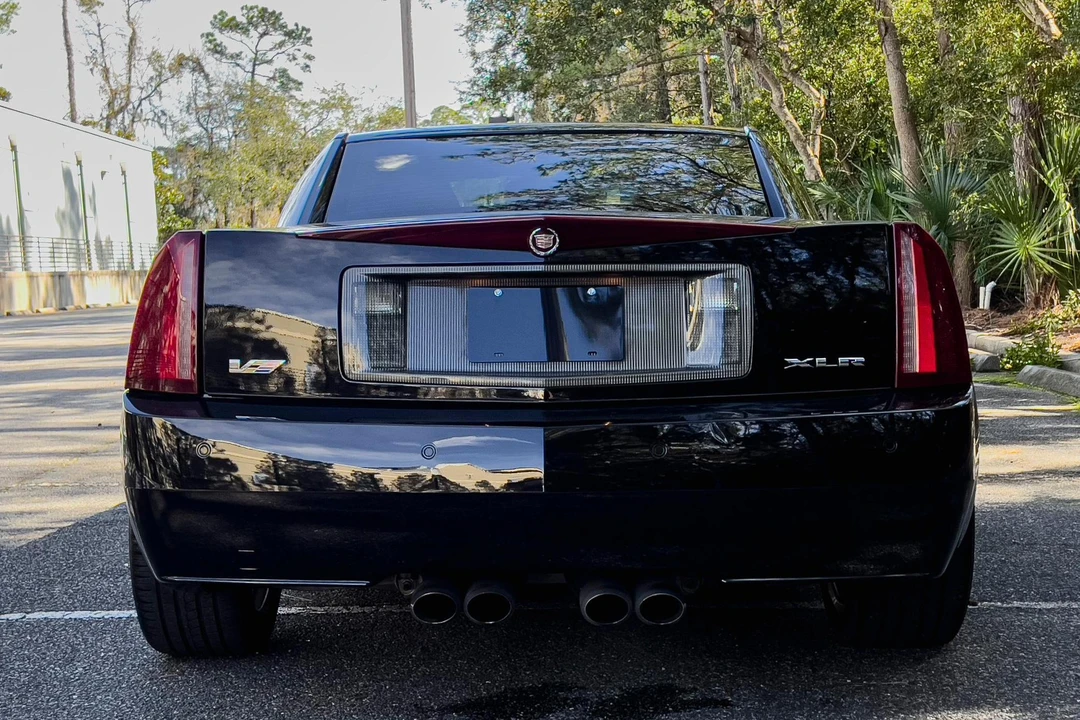 2006 Cadillac XLR-V - Image 5 of 31