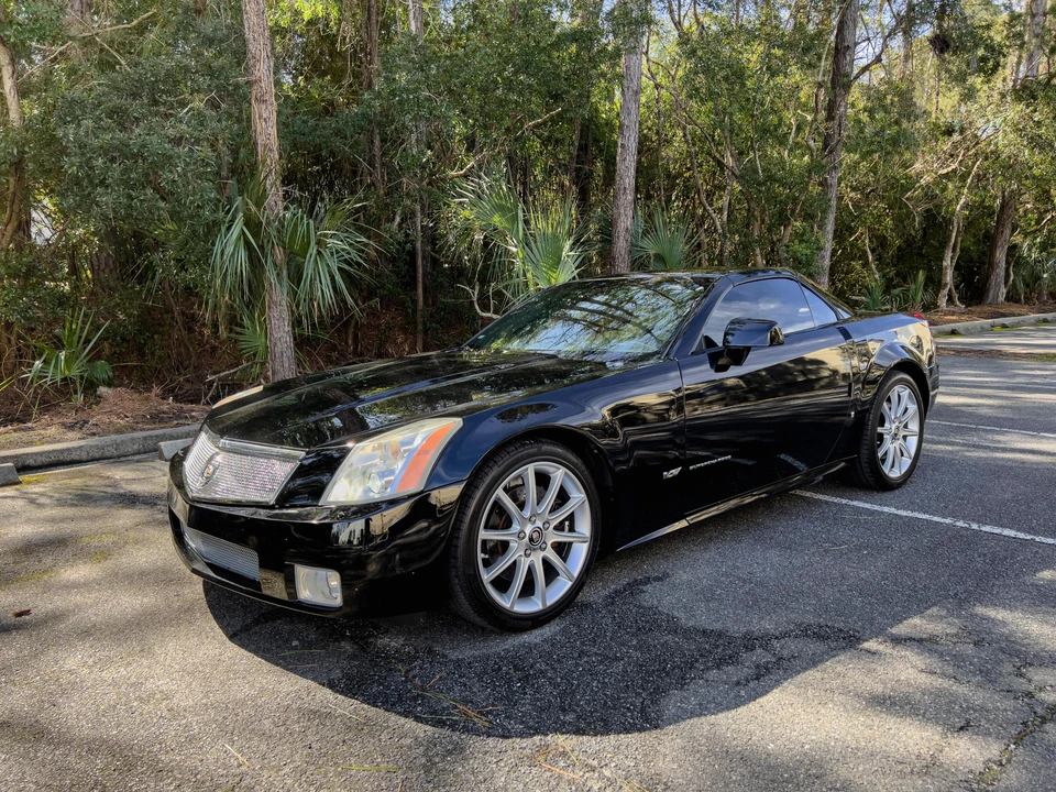 2006 Cadillac XLR-V - Image 20 of 31