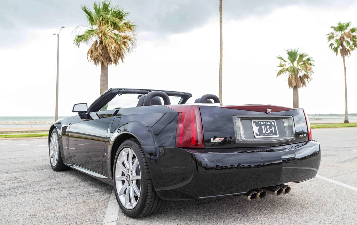 2006 Cadillac XLR-V - Image 9 of 31